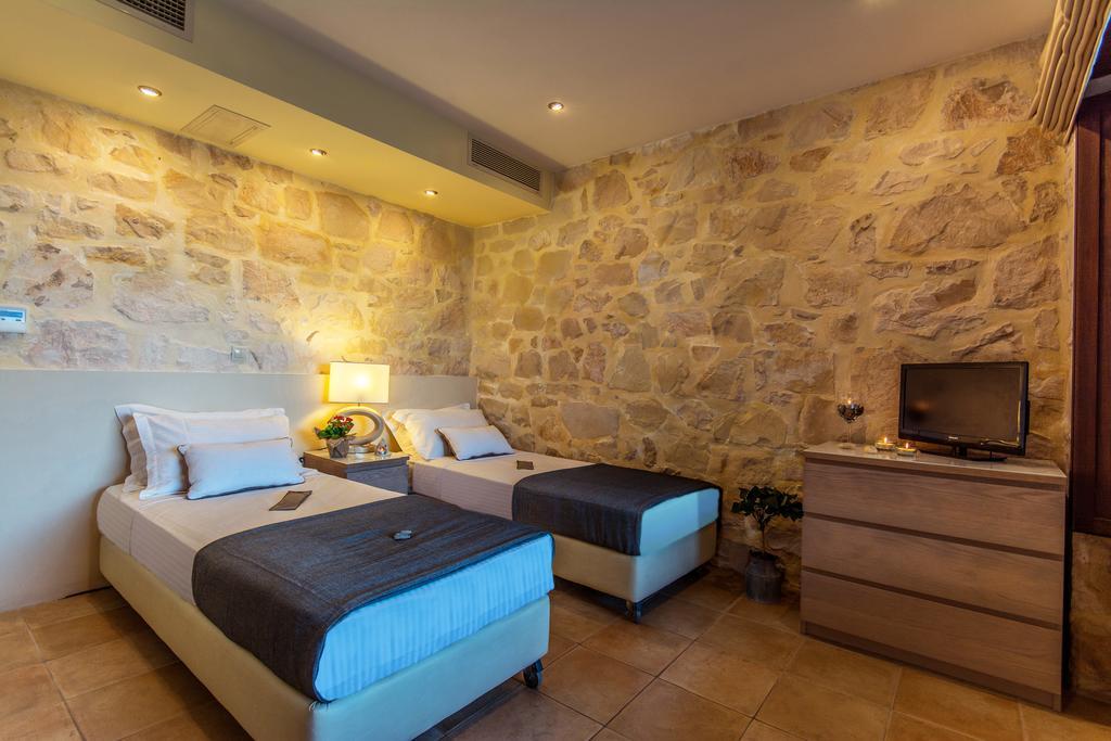Exensian Villas & Suites Marathiás Extérieur photo