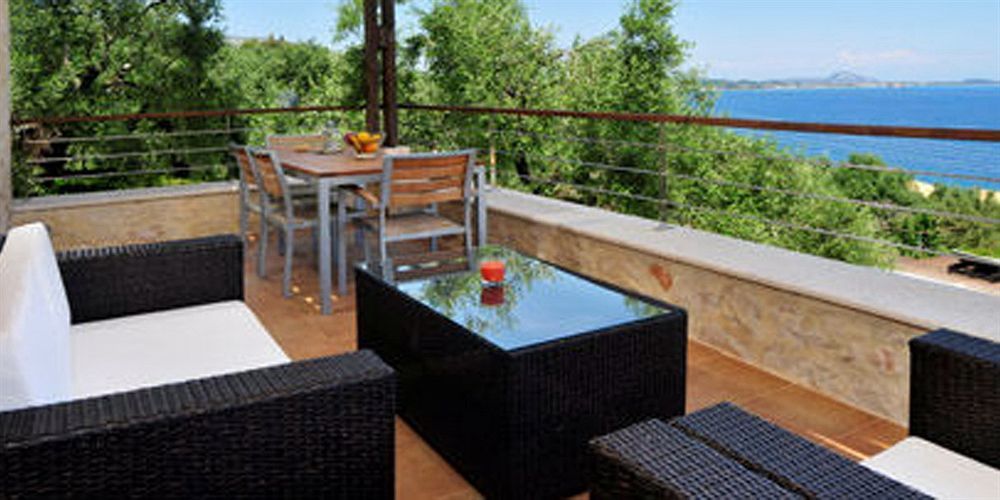 Exensian Villas & Suites Marathiás Extérieur photo